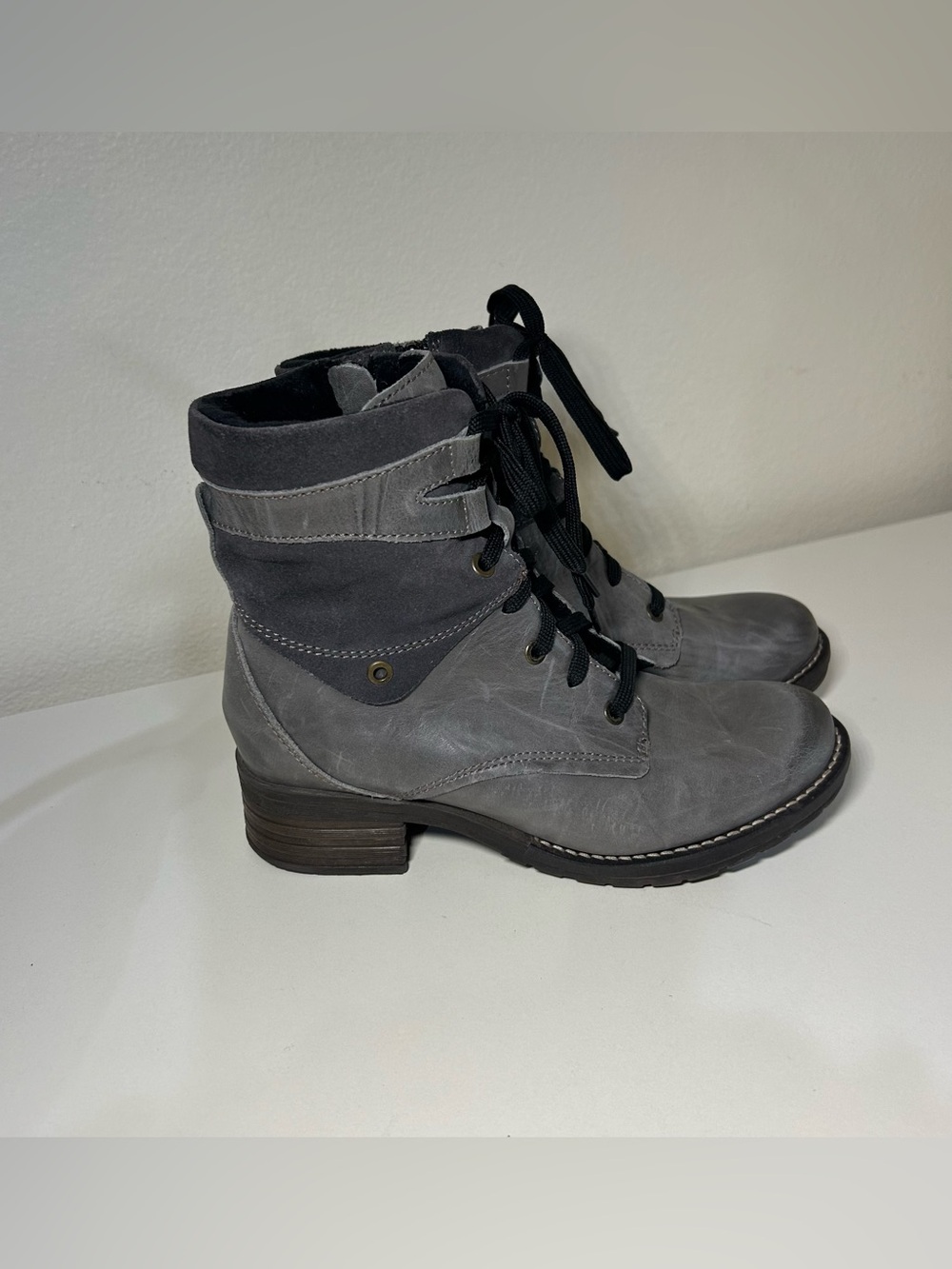 Dromedaris Kara Slate Leather Boots